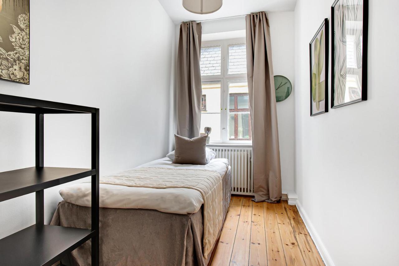 Sanders Square - Spacious Six-Bedroom Apartment Near Amalienborg Kopenhagen Bagian luar foto